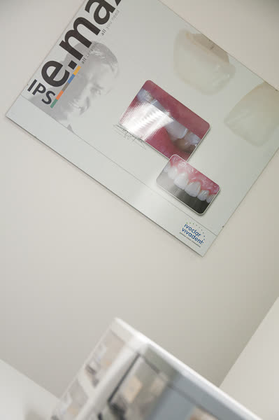 Fotografie z laboratoře IT-DENT